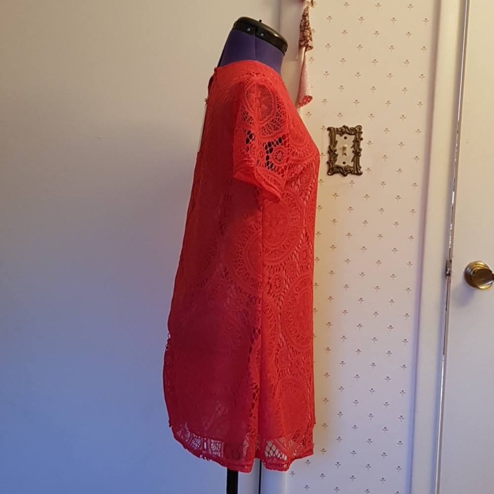 Red Lace Tunic - Picture 2 of 10